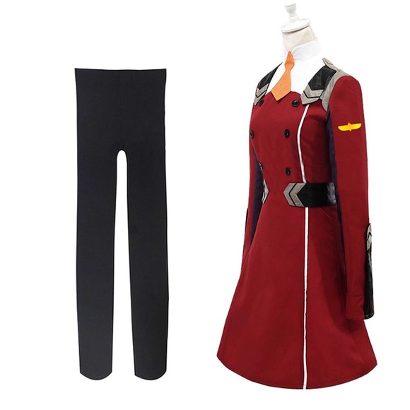 Zero Two Cosplay - Picture 2 of 4